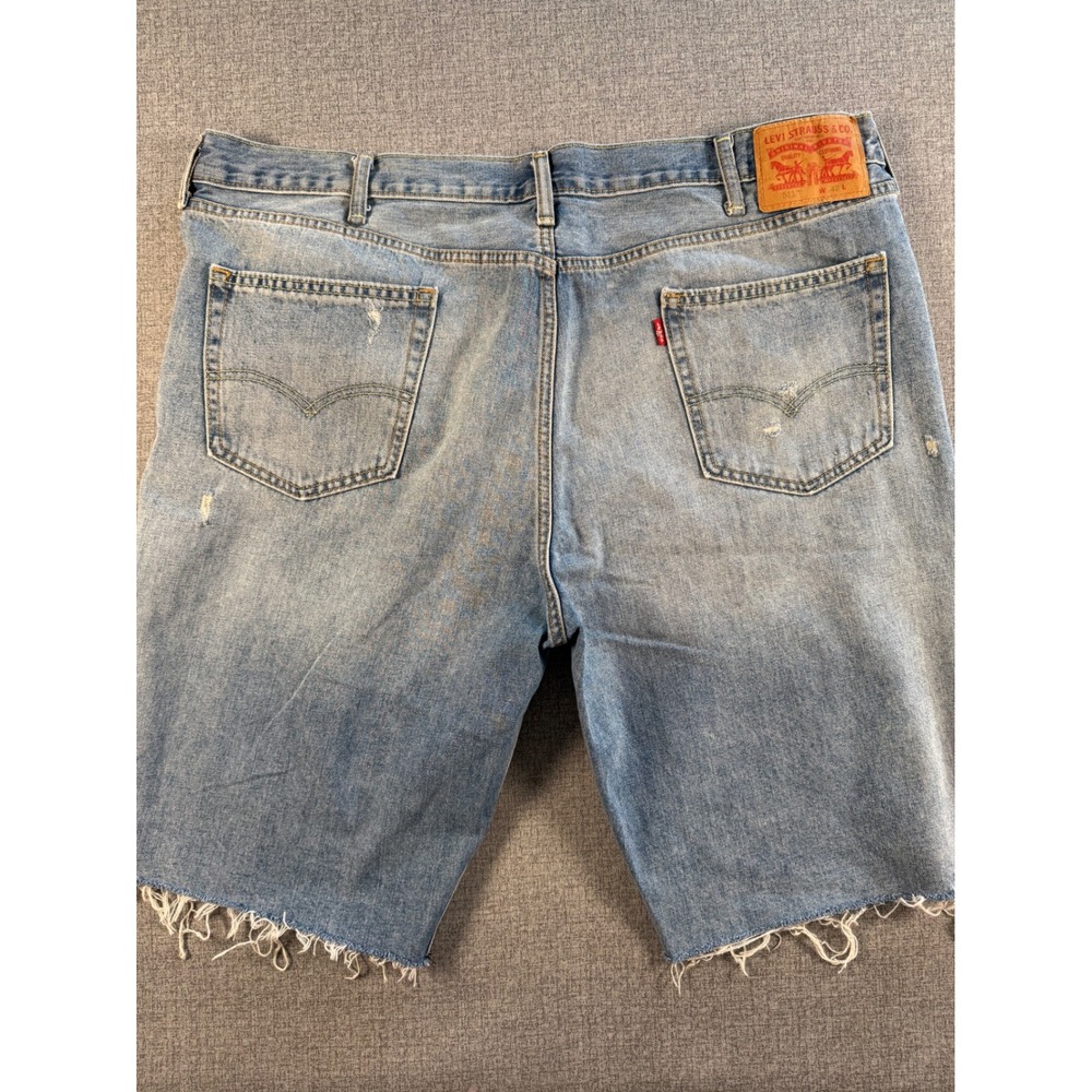 Levis 511 Slim Fit Distressed Denim Shorts Mens 42 Light Wash Cut Off Raw Hem